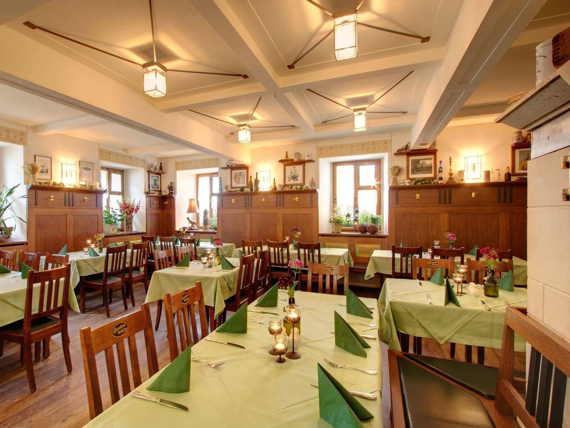 Sperber Braeu Otel Sulzbach-Rosenberg Restoran fotoğraf